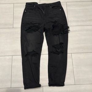 High Waited Ripped Mom Jeans